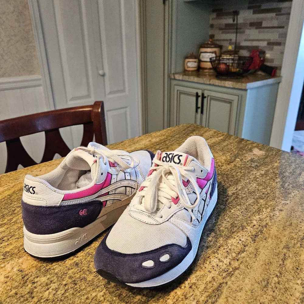 Asics White Pink Blue Women's Gel Runner Sneakers - Picture 10 of 10
